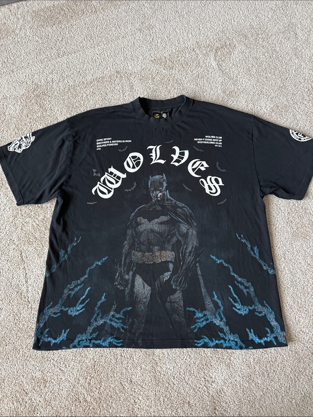 Darc Sport Wolves Batman Black Lightning Graphic Gym Pump Cover Tee